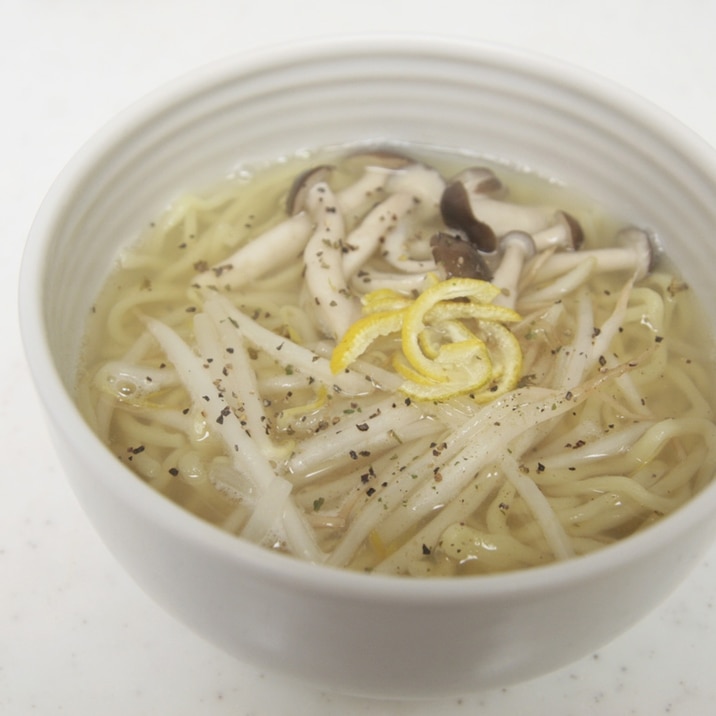 あっさり♪ハーブテイストの塩ラーメン